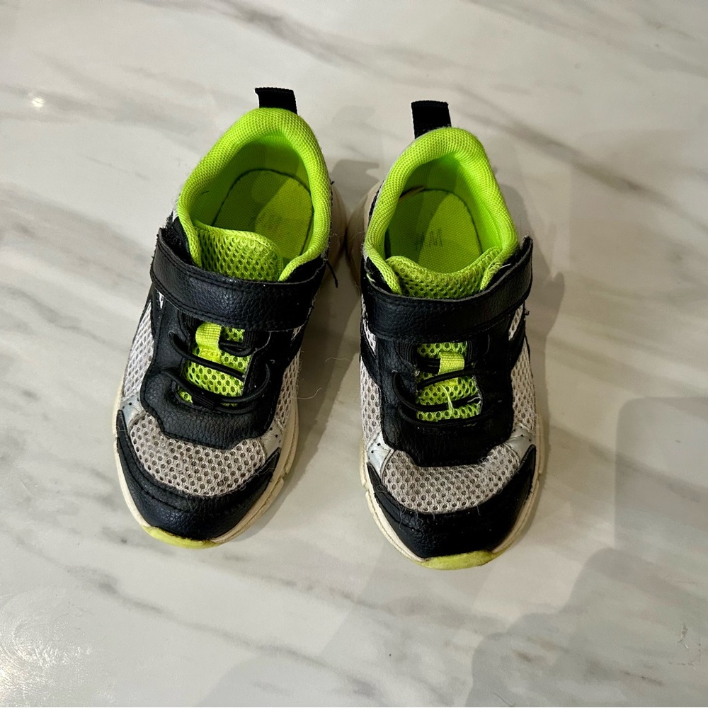 Toddler Kids Sneakers H&M size 10 white green Shoes